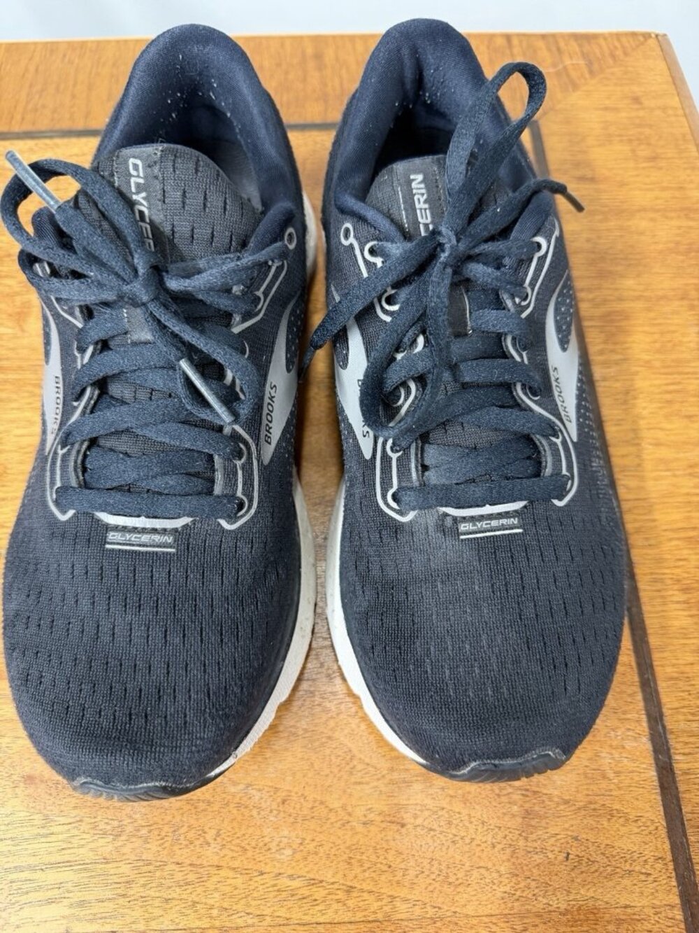 Brooks Glycerin 18 Women's Size 7 (Medium) Running Shoes Black Sneakers Trainers